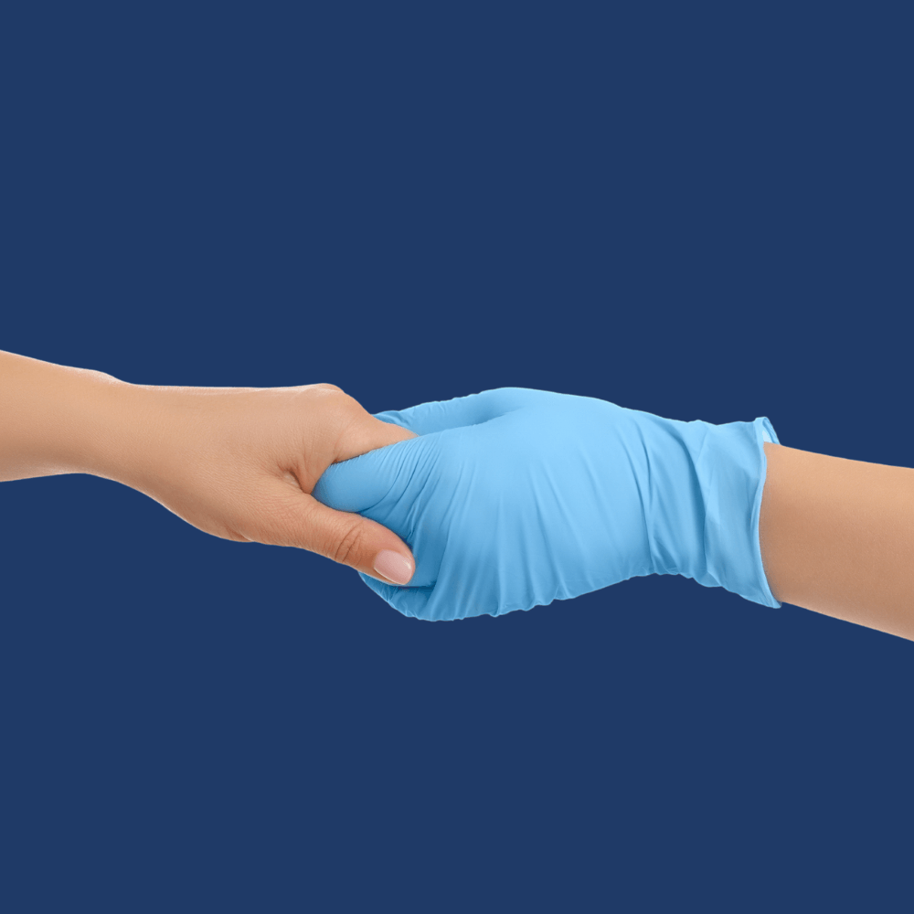 Communicatie die verbindt EmpathieKracht 2 handen die elkaar vasthouden